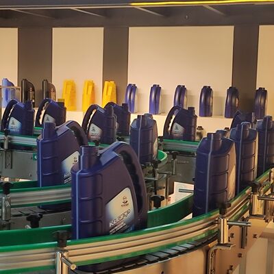 خرید 1-5L خط پر کردن رنگ 1000-5000BPH 1000ml-5000ml online manufacture