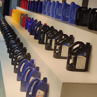 خرید کارخانه ساخت فروش گرم 1-5L روغن پر کردن خط 1000-5000BPH 1000ml-5000ml online manufacture