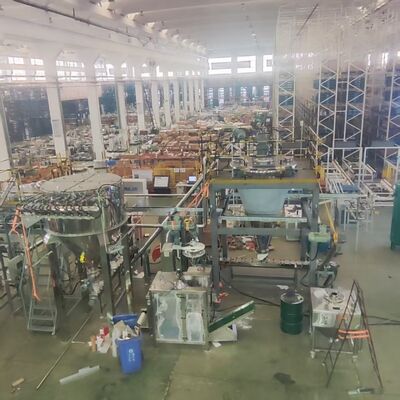 خرید EC SC WP خط بسته بندی کاملا اتوماتیک آفت کش برای بطری های شیمیایی کشاورزی 100ml-1L online manufacture